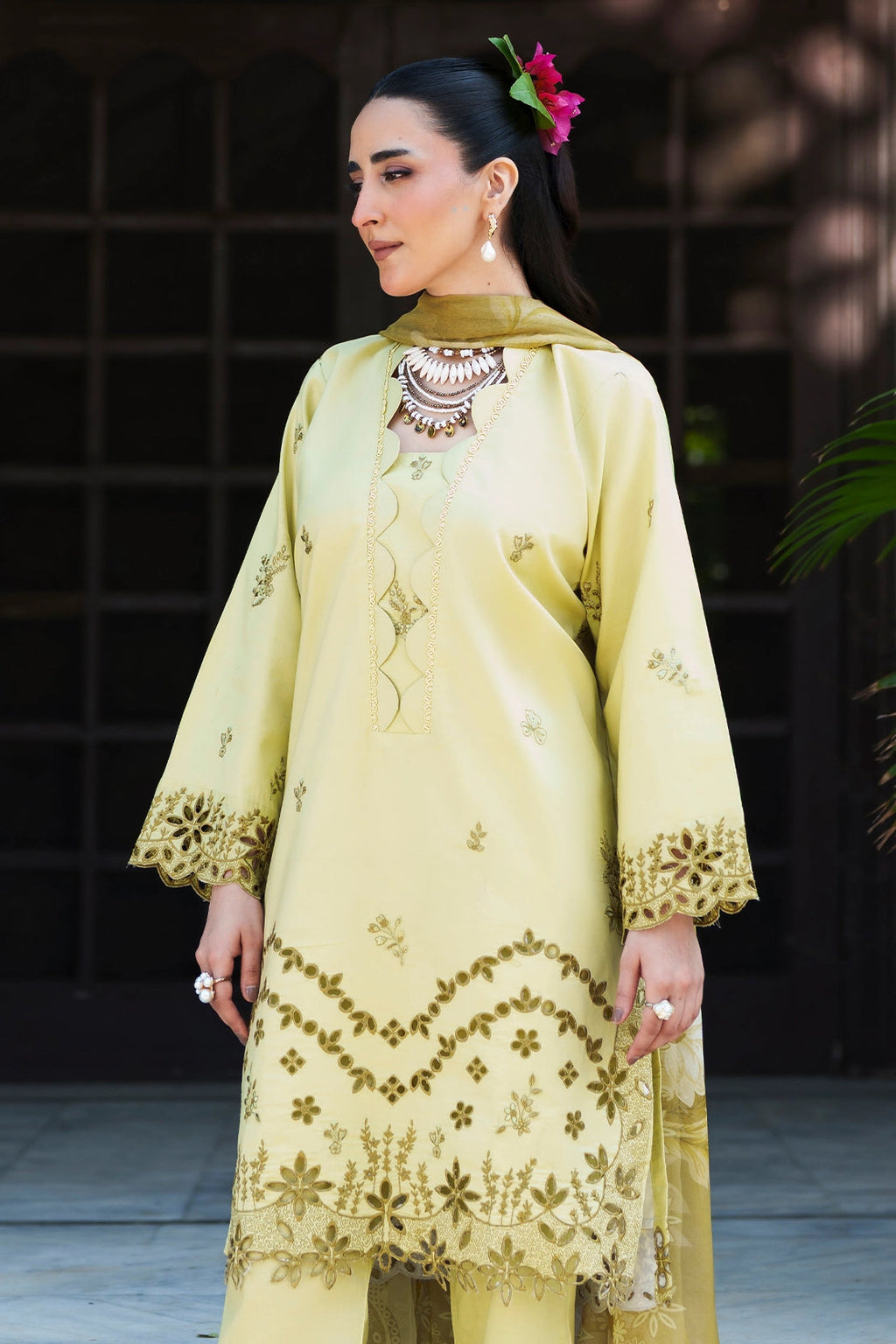 Rashid Tex Enara Garden Luxury Embroidered Lawn – 3702 – Unstitched 3 Piece