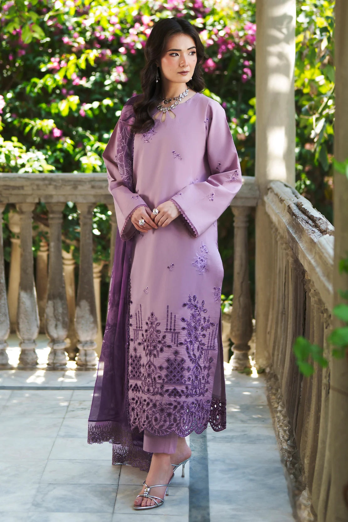 Rashid Tex Enara Garden Luxury Embroidered Lawn – 3703 – Unstitched 3 Piece