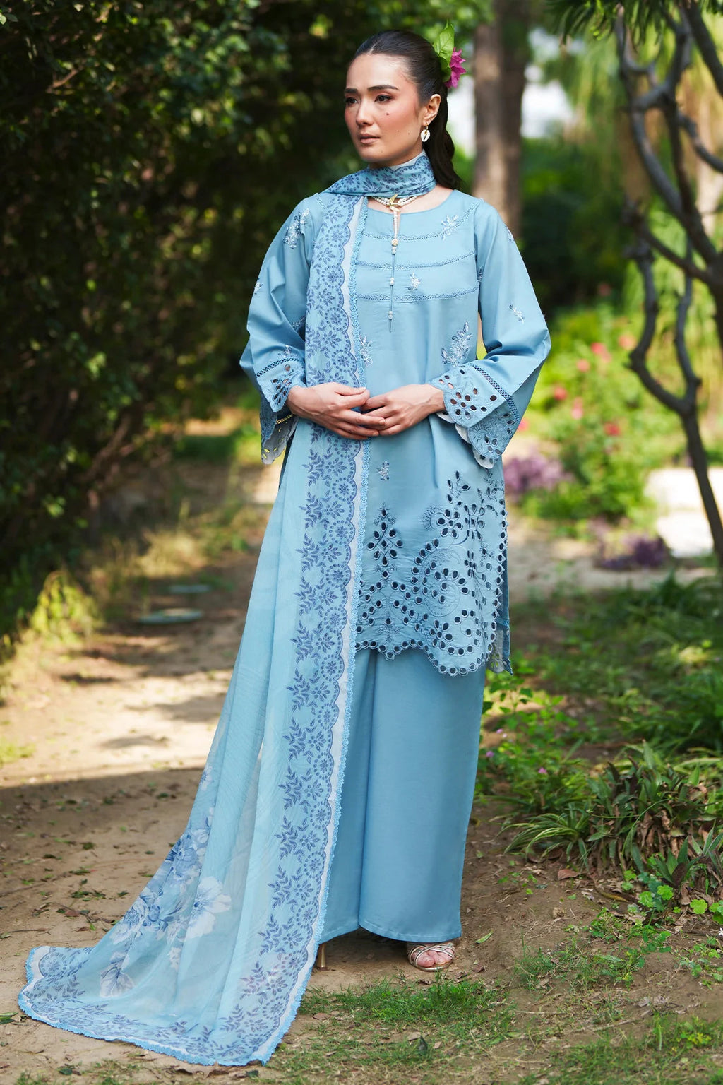 Rashid Tex Enara Garden Luxury Embroidered Lawn – 3706 – Unstitched 3 Piece