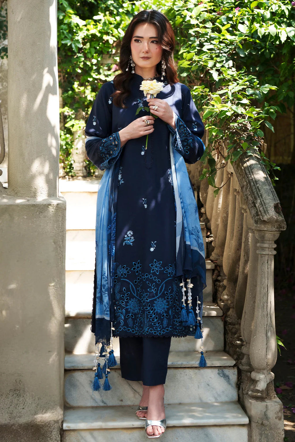 Rashid Tex Enara Garden Luxury Embroidered Lawn – 3707 – Unstitched 3 Piece