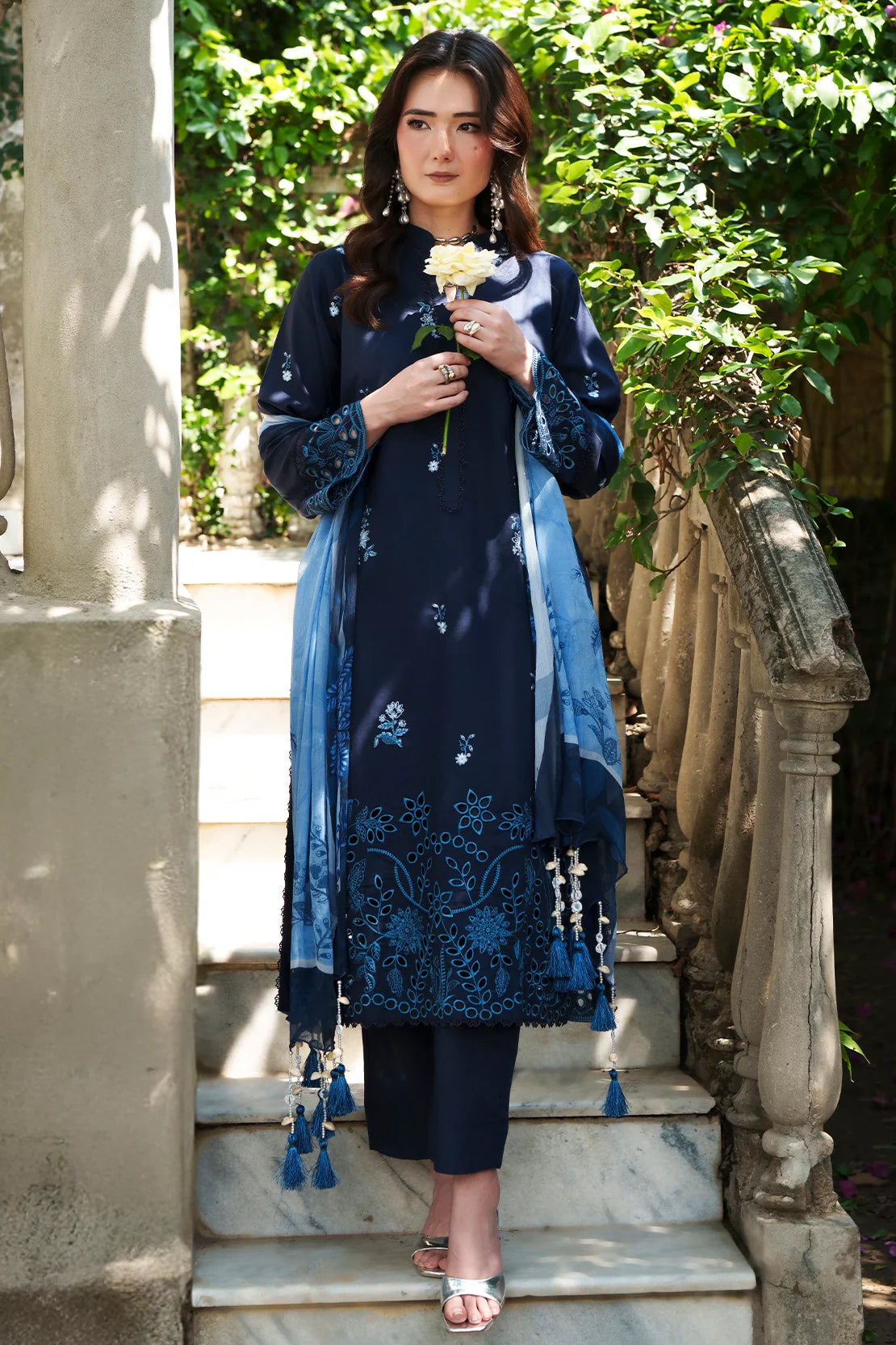 Rashid Tex Enara Garden Luxury Embroidered Lawn – 3707 – Unstitched 3 Piece