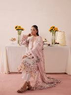 MJ-02 | 3 PC Lawn Mahnur Jahaan Lawn 26