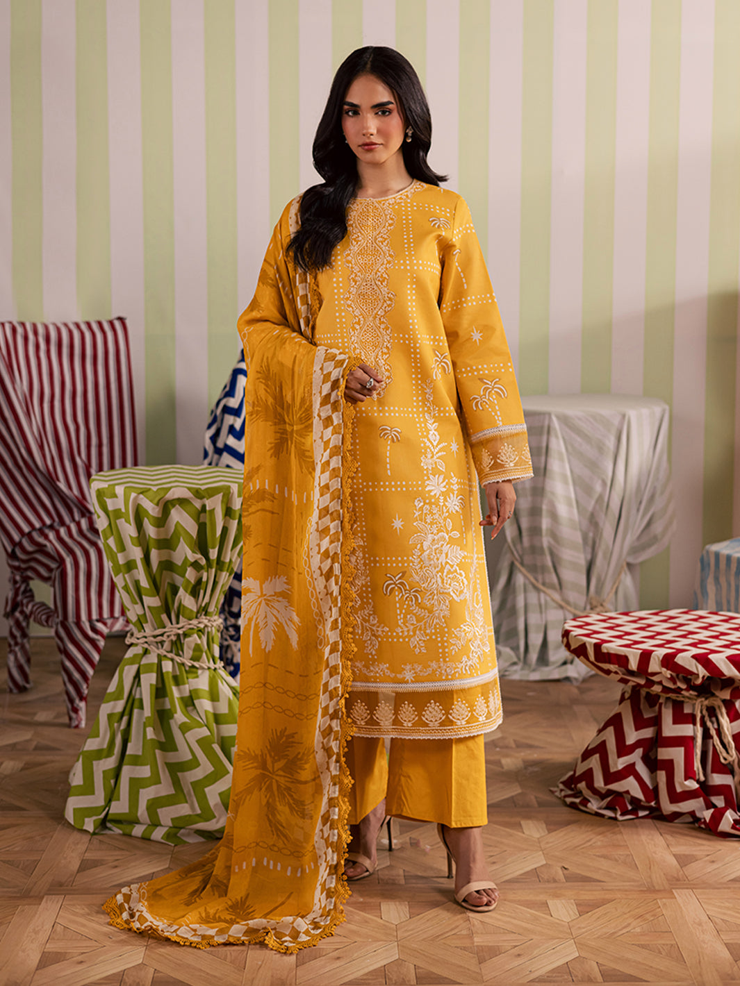 MJ-03 | 3 PC Lawn S Mahnur Jahaan Lawn 26
