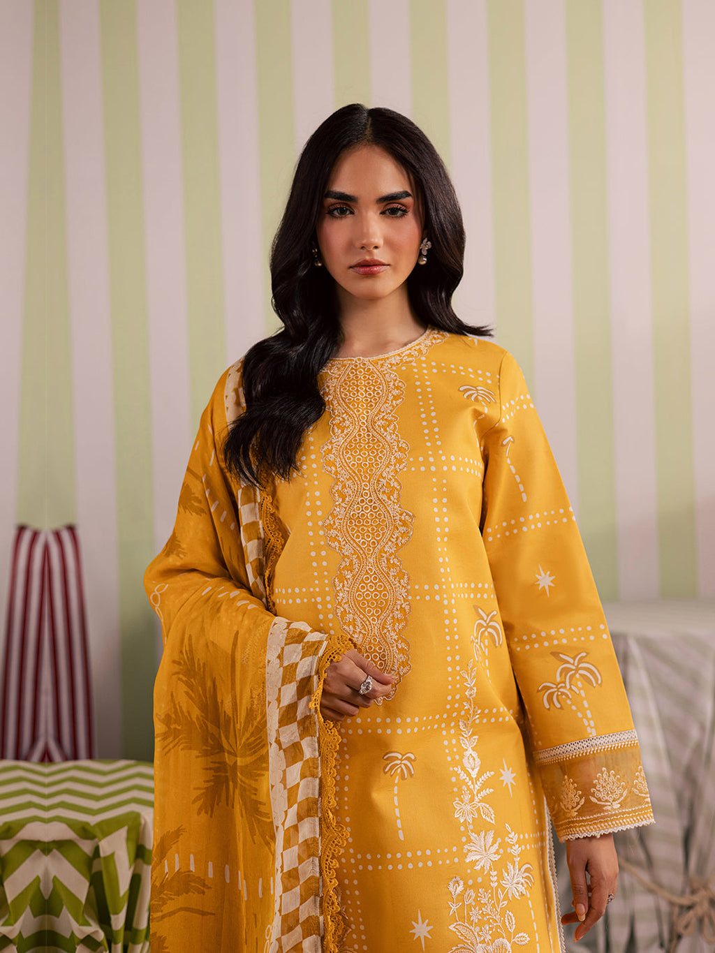 MJ-03 | 3 PC Lawn Mahnur Jahaan Lawn 26