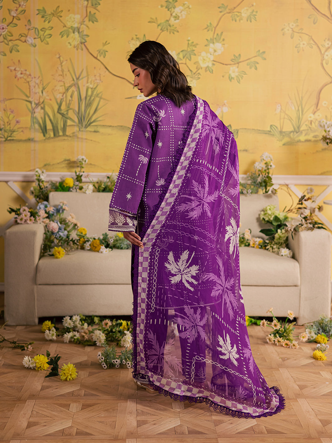 MJ-04 | 3 PC Lawn L Mahnur Jahaan Lawn 26