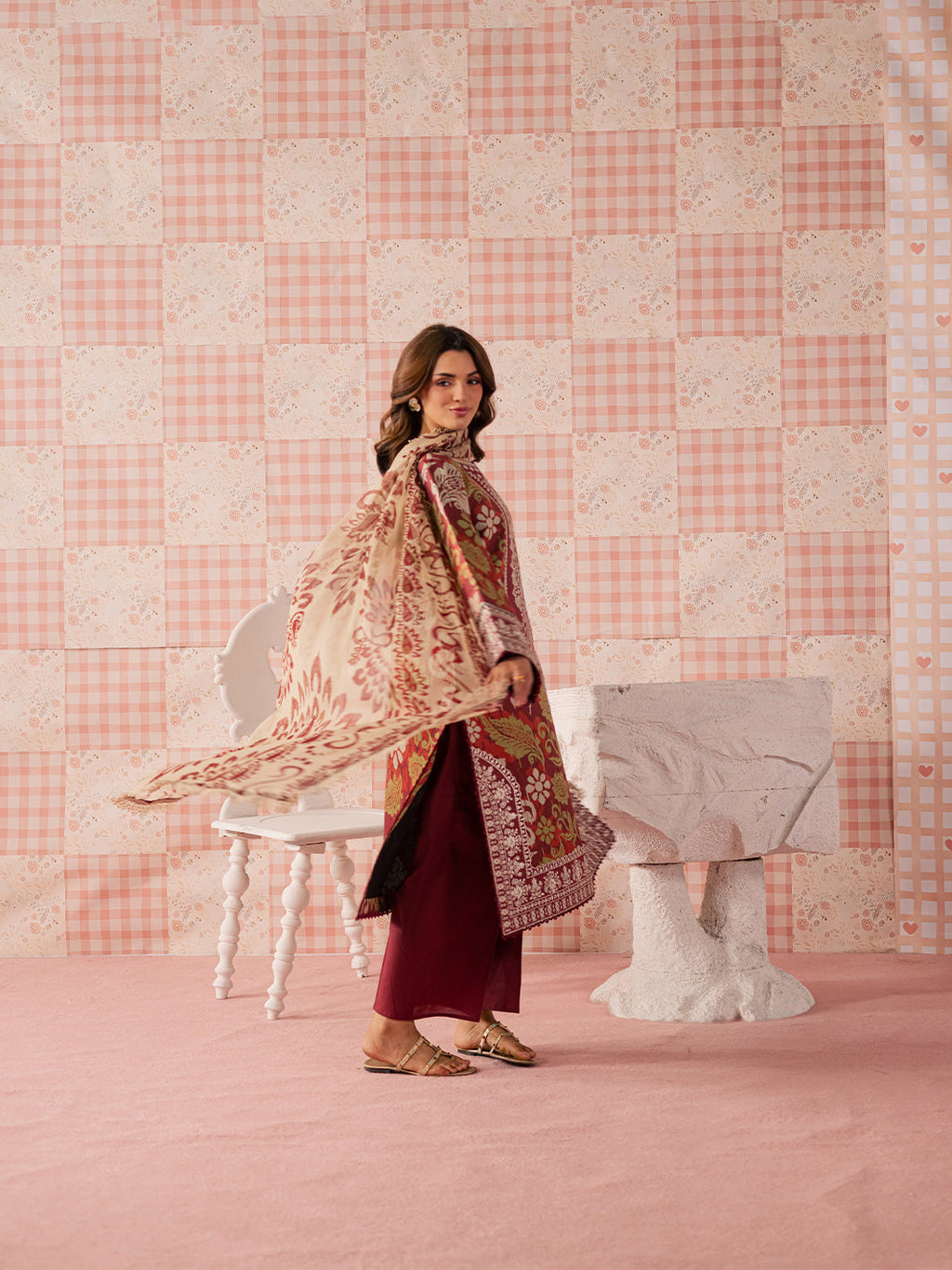 MJ-05 | 3 PC Lawn Mahnur Jahaan Lawn 26