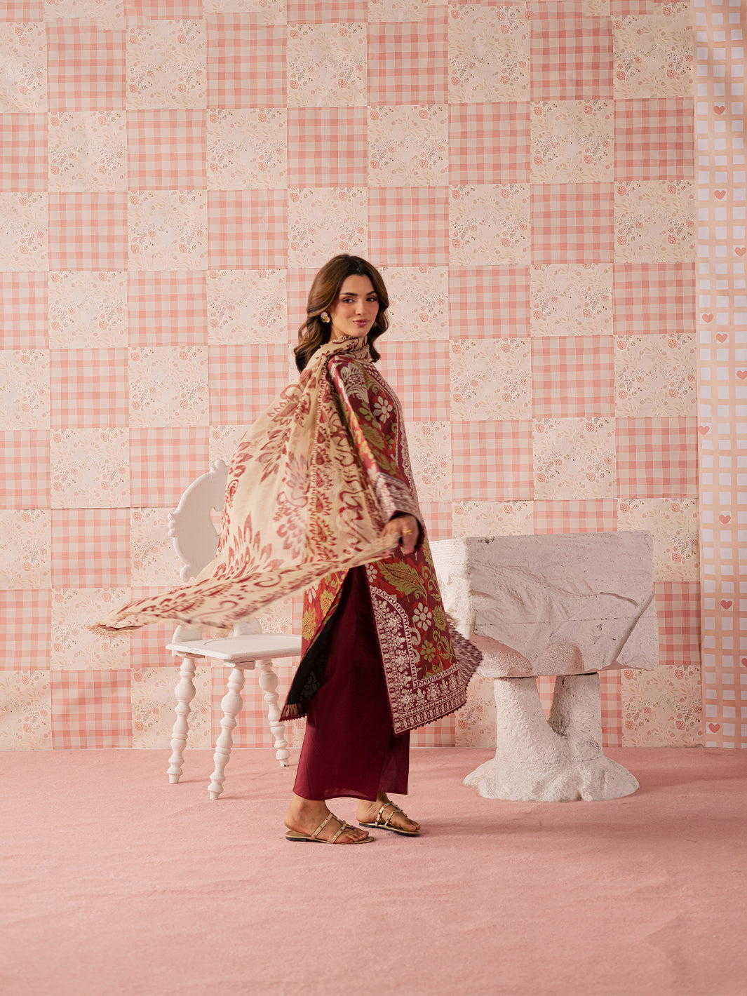 MJ-05 | 3 PC Lawn Mahnur Jahaan Lawn 26