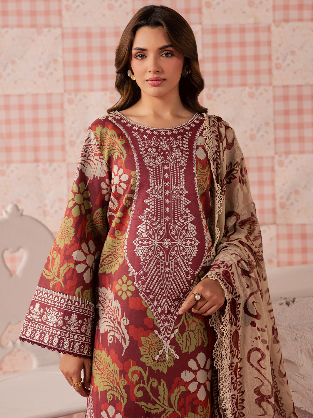 MJ-05 | 3 PC Lawn Mahnur Jahaan Lawn 26
