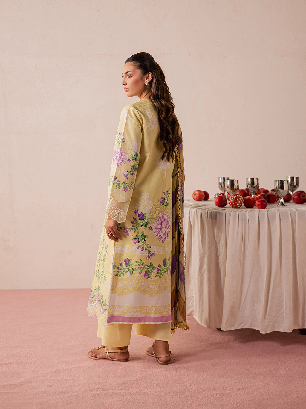 MJ-07 | 3 PC Lawn Mahnur Jahaan Lawn 26