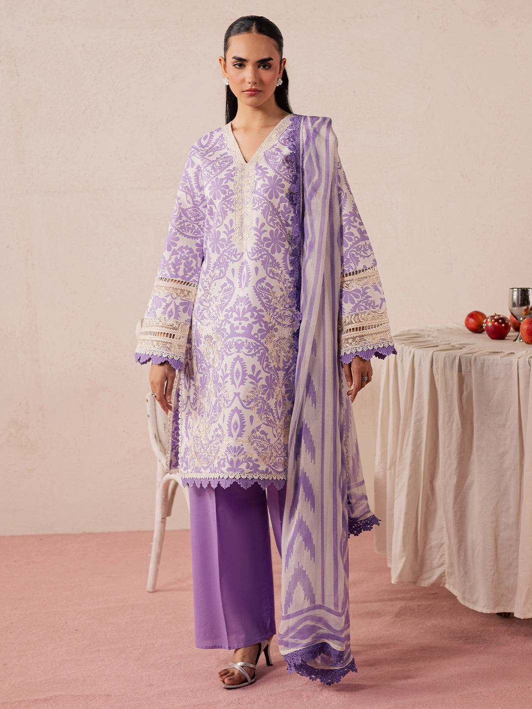 MJ-10 | 3 PC Lawn Mahnur Jahaan Lawn 26