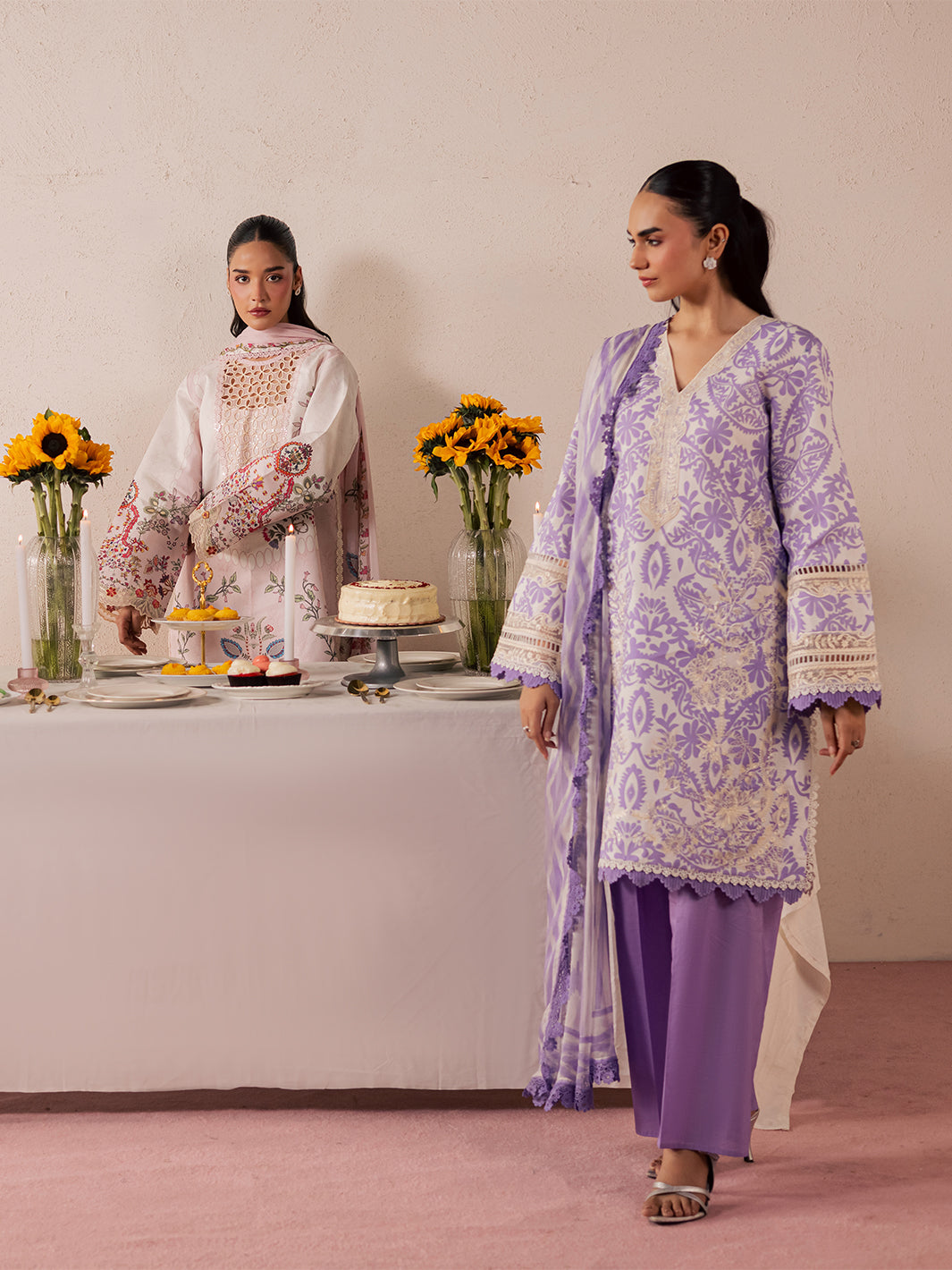 MJ-10 | 3 PC Lawn S Mahnur Jahaan Lawn 26