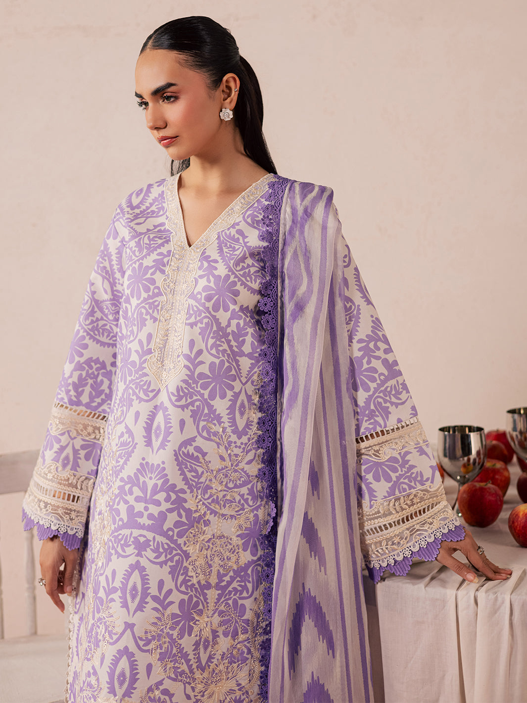 MJ-10 | 3 PC Lawn Mahnur Jahaan Lawn 26