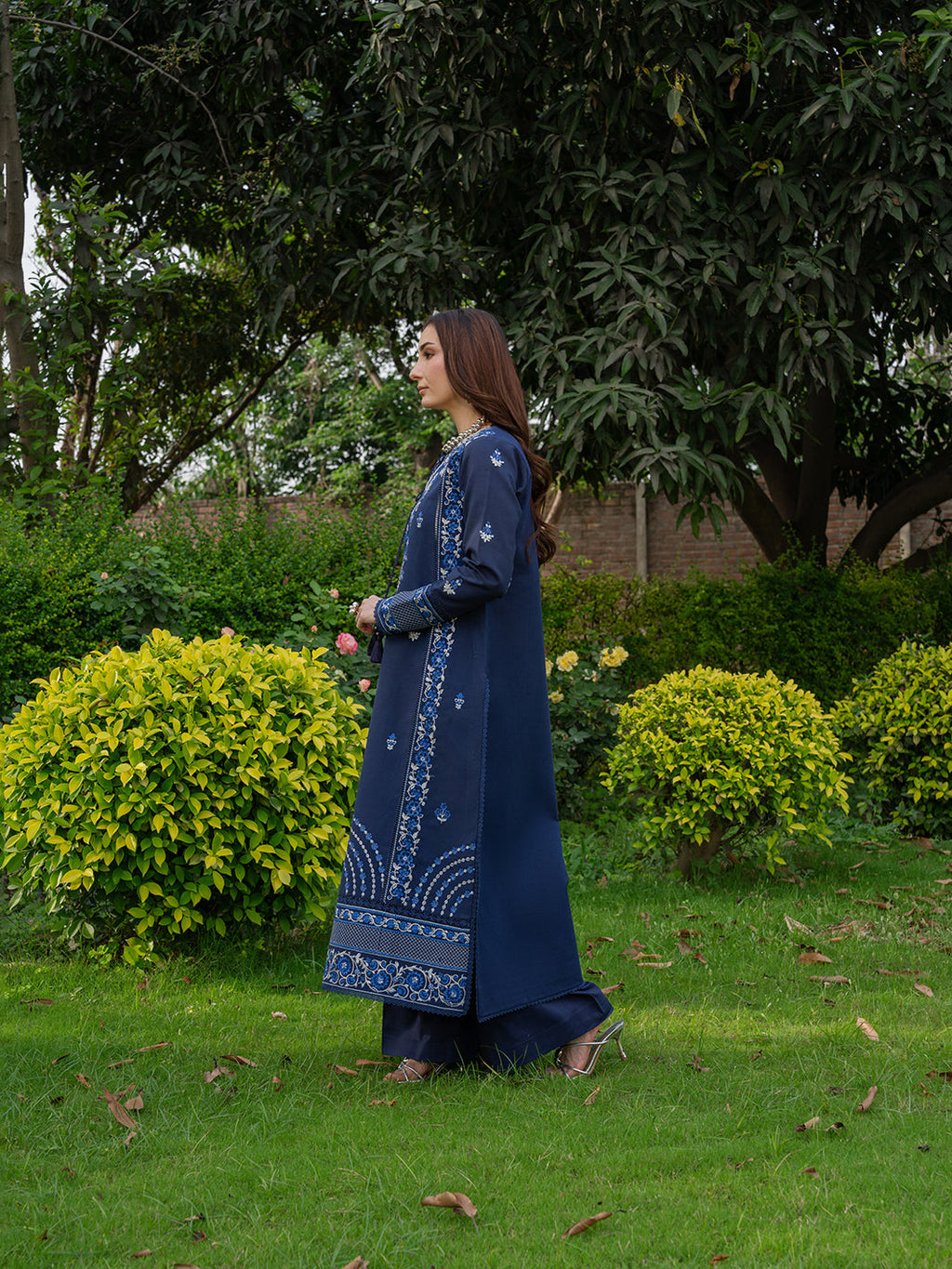 MU-01 | 3 PC Lawn - Gallery Image 5