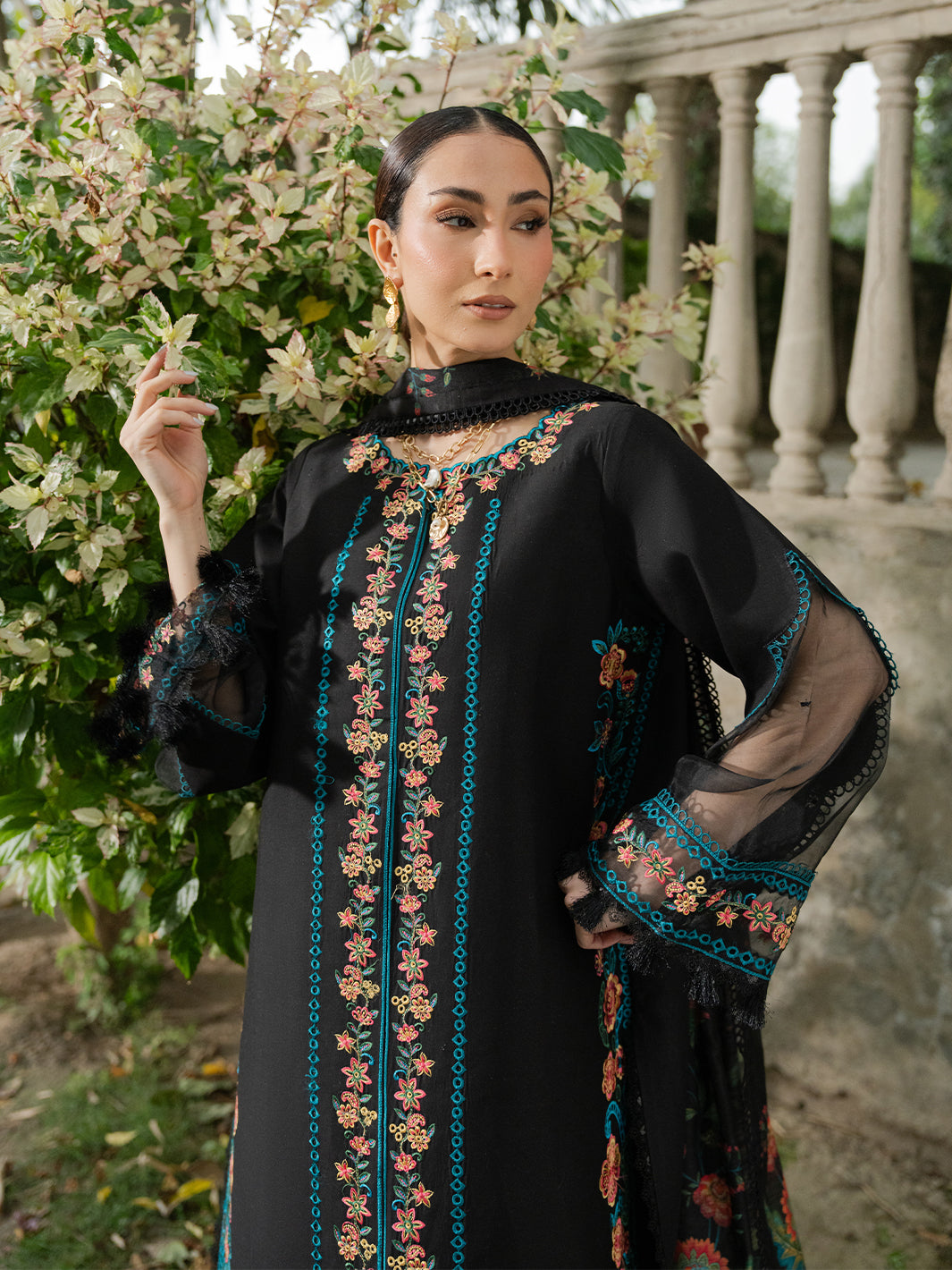 MU-06 | 3 PC Lawn - M