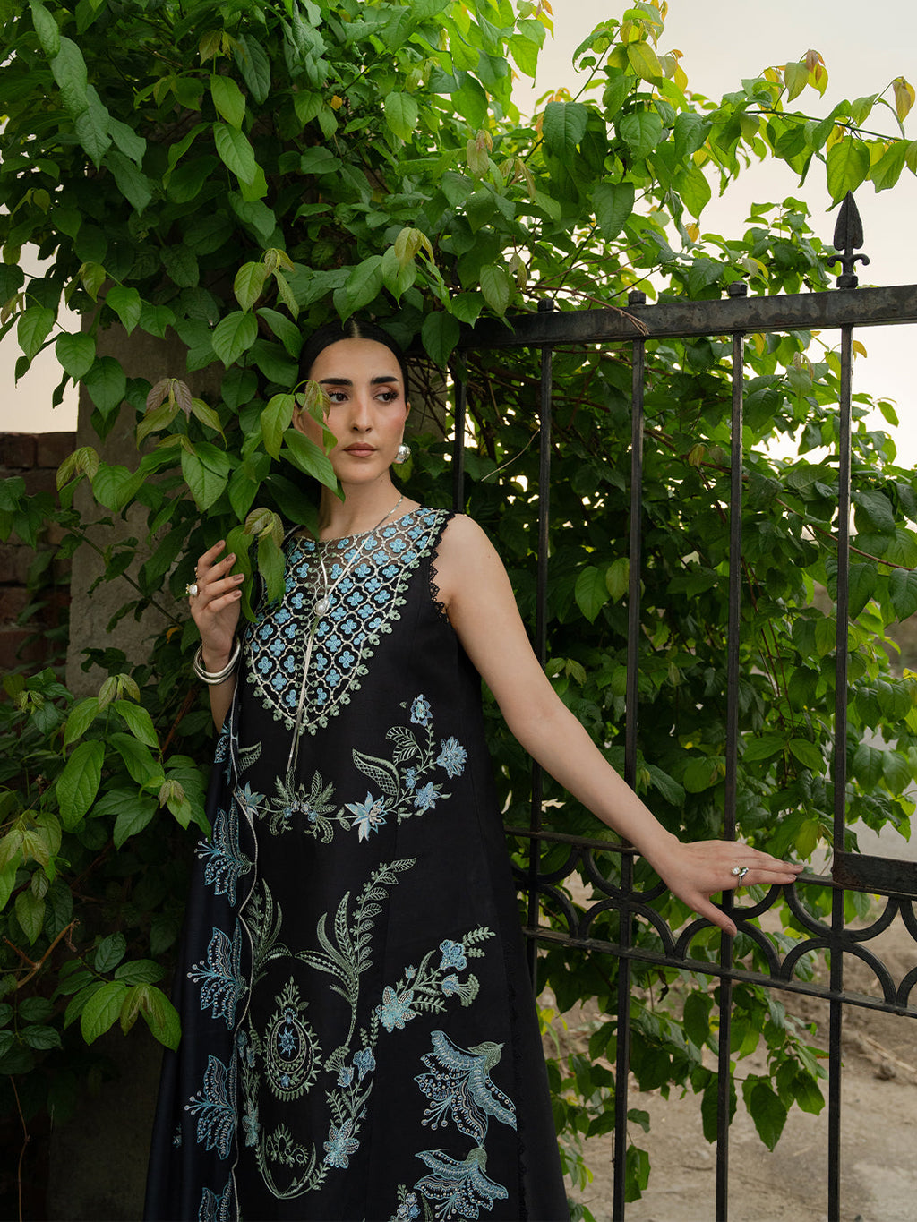 MU-11 | 3 PC Lawn - Unstitched
