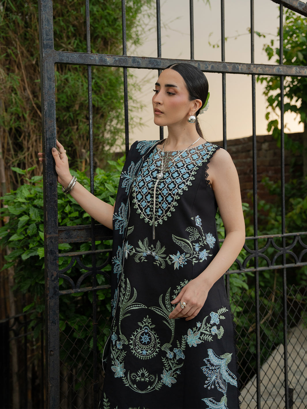 MU-11 | 3 PC Lawn - M