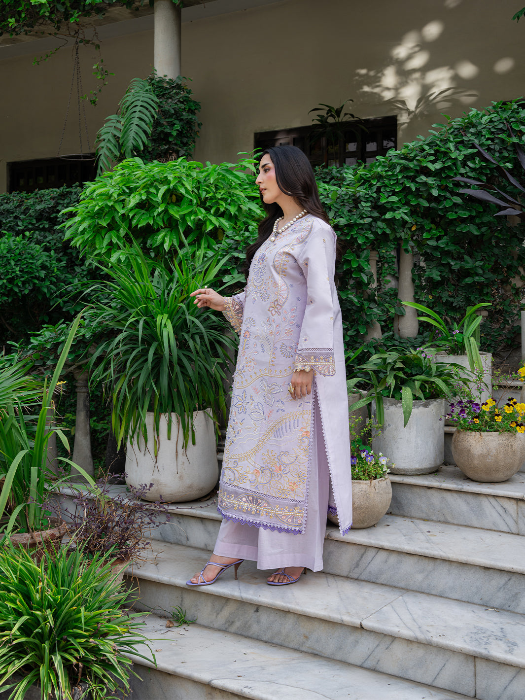 MU-14 | 3 PC Lawn - Gallery Image 6