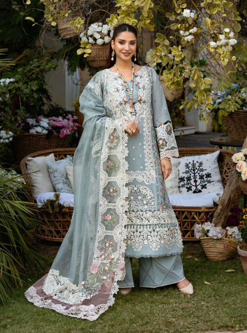 LUXURY LAWN 2025