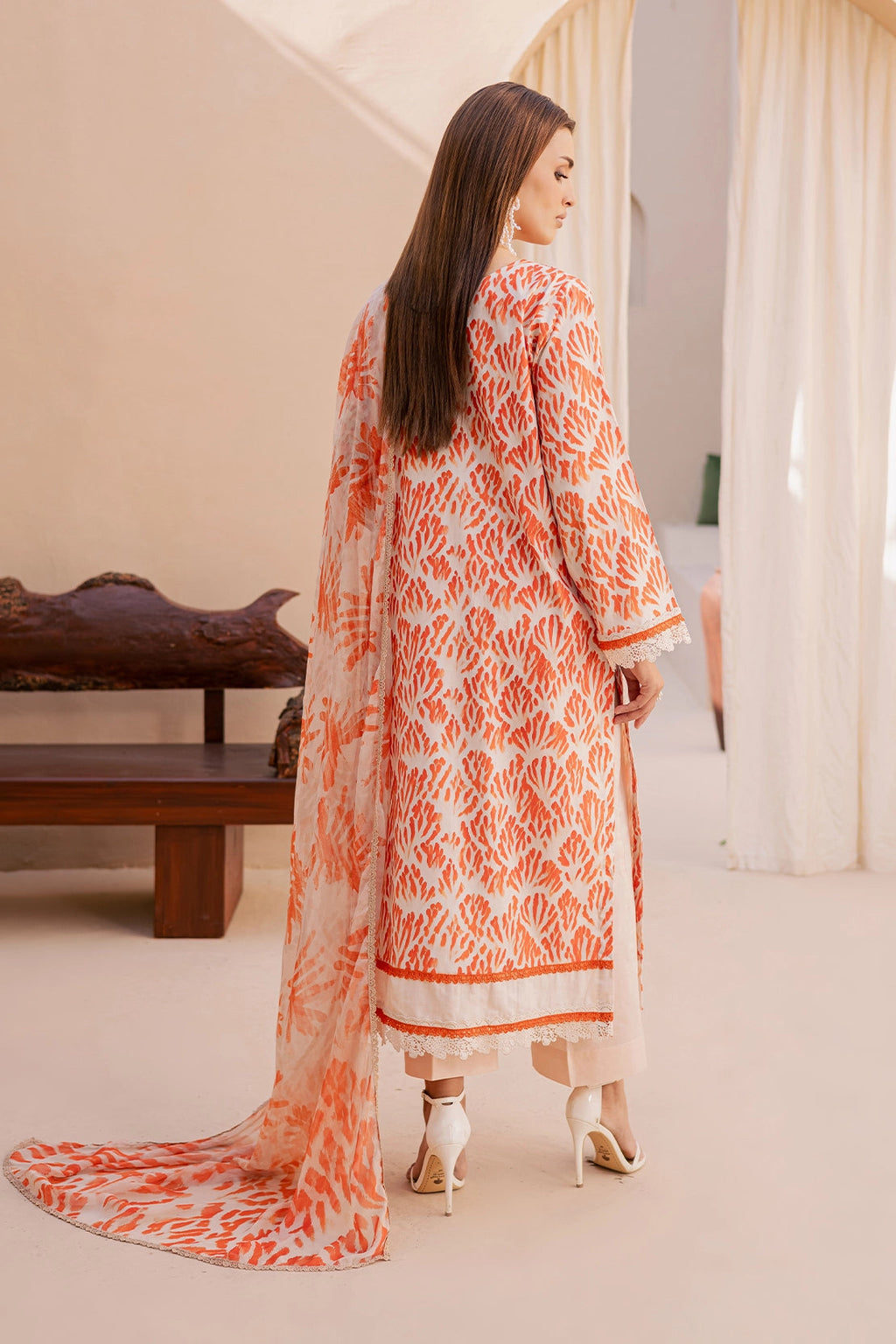 Rashid Tex Savoy Premium Embroidered Lawn – 3732 – Unstitched 3 Piece
