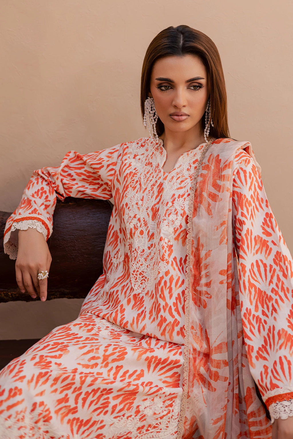 Rashid Tex Savoy Premium Embroidered Lawn – 3732 – Unstitched 3 Piece