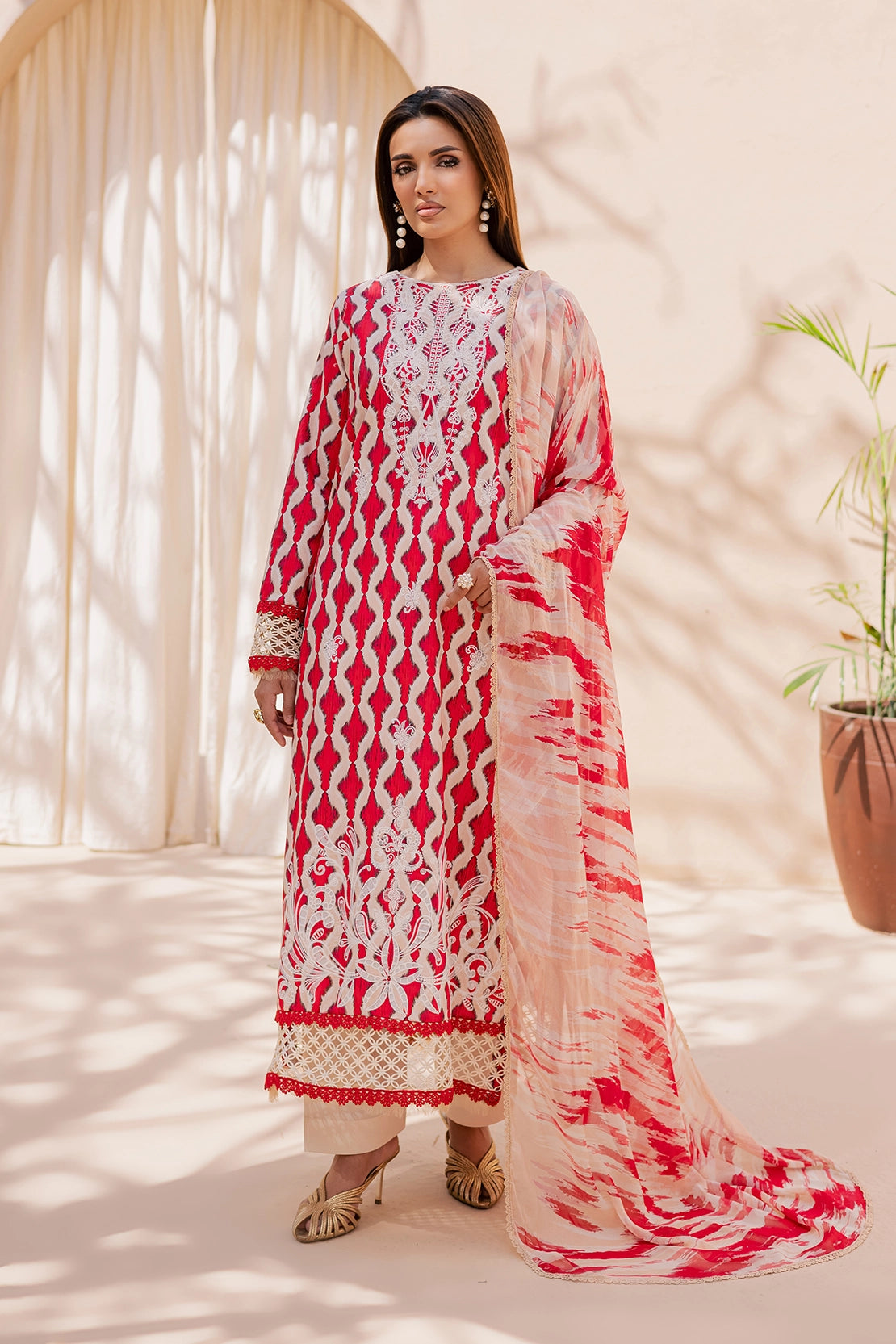 Rashid Tex Savoy Premium Embroidered Lawn – 3735 – Unstitched 3 Piece