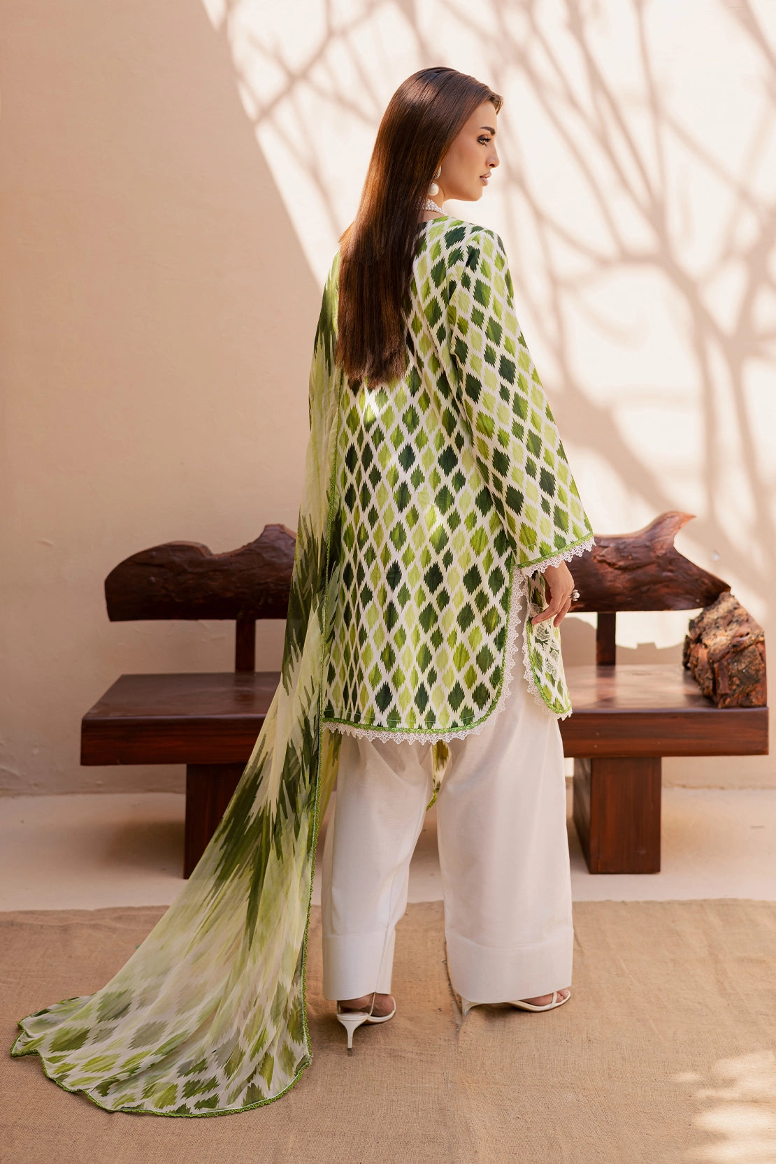 Rashid Tex Savoy Premium Embroidered Lawn – 3737 – Unstitched 3 Piece
