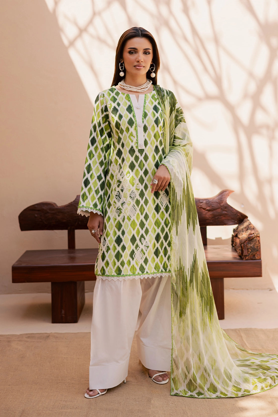 Rashid Tex Savoy Premium Embroidered Lawn – 3737 – Unstitched 3 Piece