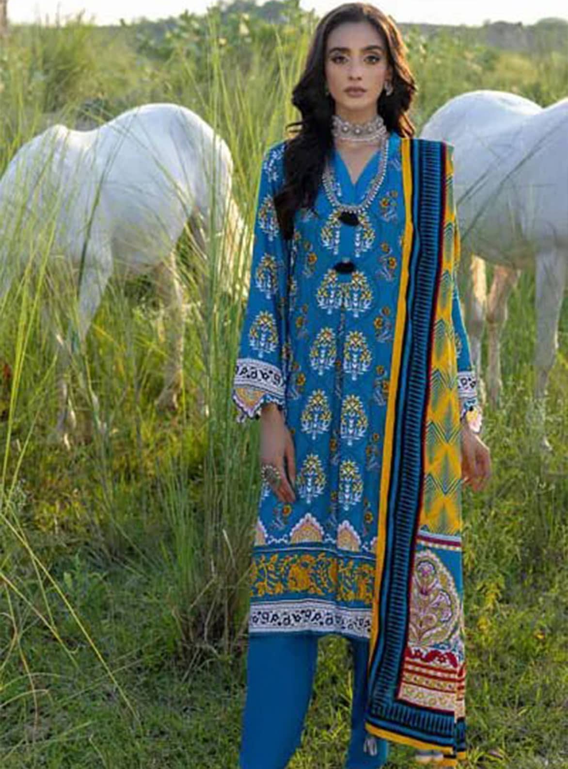 Gul Ahmed 3 Pc Unstiched Linen Dress (GR-04)