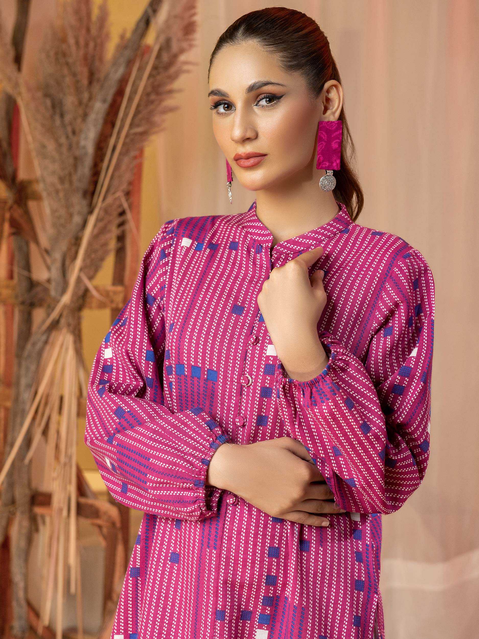 Limelight Winter printed khaddar Unstitched Single Shirt U3087 Pink